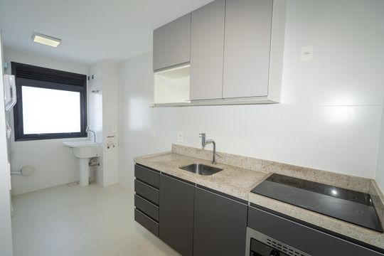 Cozinha de apartamento para alugar com 1 quarto, 49m² em Petrópolis, Porto Alegre