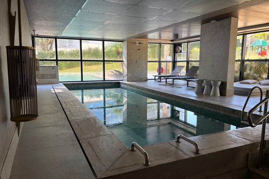 Área comum - Piscina de apartamento para alugar com 1 quarto, 49m² em Petrópolis, Porto Alegre
