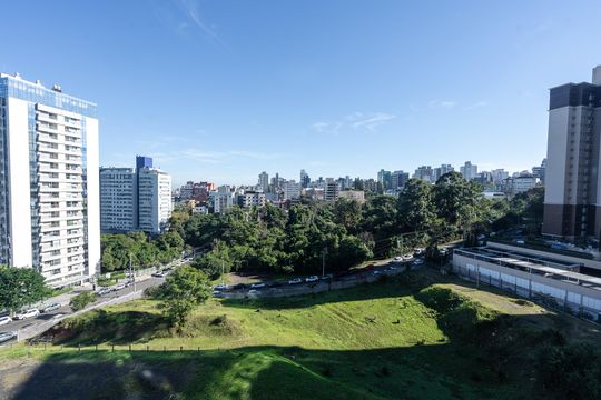 Vista da Sala de apartamento para alugar com 1 quarto, 49m² em Petrópolis, Porto Alegre