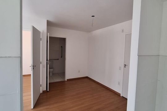 Sala de apartamento para alugar com 1 quarto, 41m² em Irajá, Rio de Janeiro