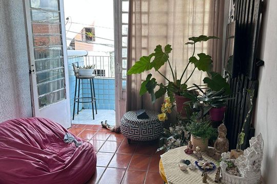 Casa à venda com 2 quartos, 200m² em Vila Romero, São Paulo