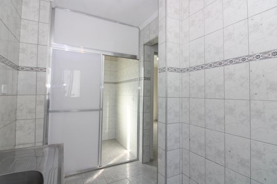 Cozinha de apartamento para alugar com 2 quartos, 53m² em Vila Silvia, São Paulo