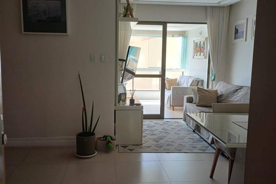 Sala de apartamento para alugar com 3 quartos, 110m² em Jardim Armação, Salvador