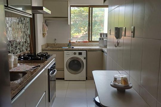 Cozinha de apartamento para alugar com 3 quartos, 110m² em Jardim Armação, Salvador