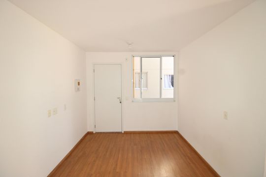 Sala de apartamento para alugar com 2 quartos, 42m² em Colônia (zona Leste), São Paulo