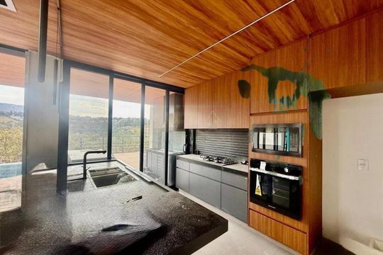 Casa à venda com 5 quartos, 385m² em Aglomeração Urbana de Jundiai, Jundiaí