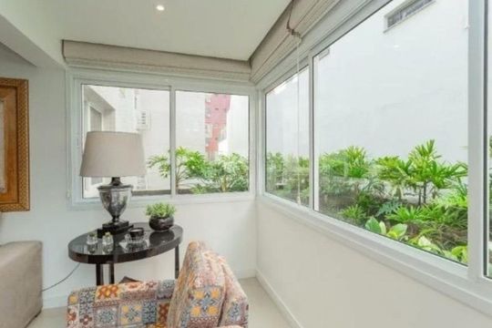 Varanda de apartamento para alugar com 3 quartos, 128m² em Vila Jardim, Porto Alegre