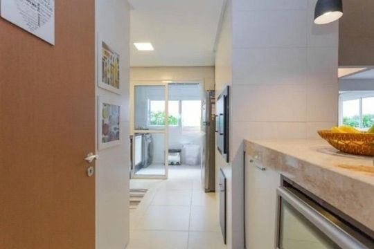 Cozinha de apartamento para alugar com 3 quartos, 128m² em Vila Jardim, Porto Alegre
