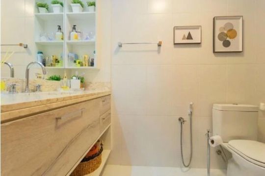 Banheiro 1 de apartamento para alugar com 3 quartos, 128m² em Vila Jardim, Porto Alegre