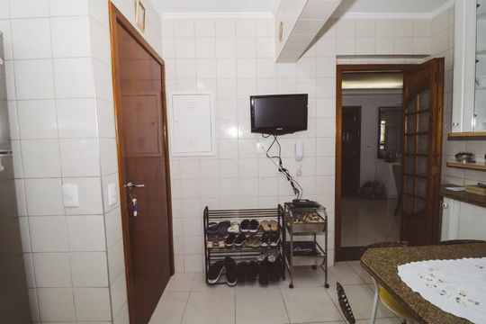 Cozinha de apartamento à venda com 4 quartos, 153m² em Santa Terezinha, São Paulo