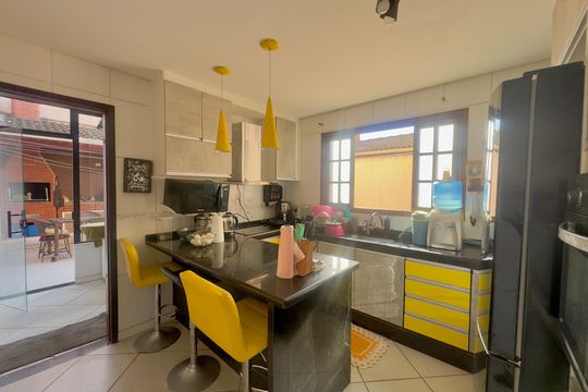 Cozinha de casa para alugar com 4 quartos, 250m² em Jardim Bom Clima, Guarulhos