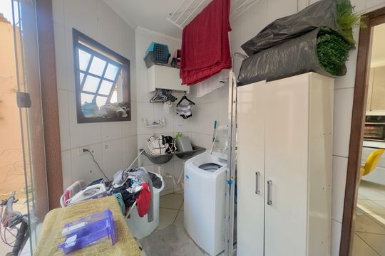 Área de Serviço de casa para alugar com 4 quartos, 250m² em Jardim Bom Clima, Guarulhos