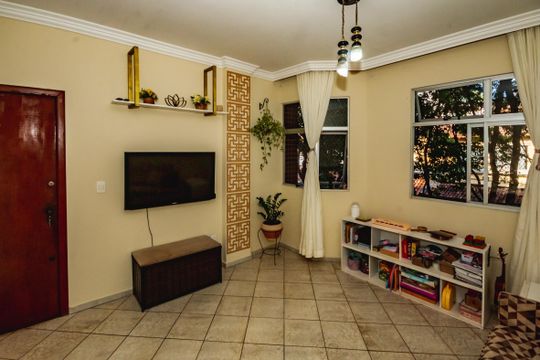Apartamento à venda com 3 quartos, 76m² em Santa Rosa, Belo Horizonte