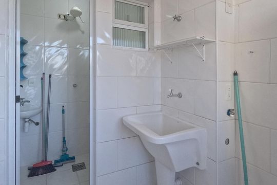 Área de Serviço de apartamento para alugar com 3 quartos, 100m² em Embaré, Santos