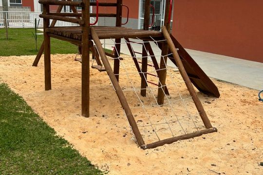 Área externa de apartamento à venda com 1 quarto, 48m² em Santa Cândida, Curitiba