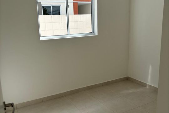 Quarto de apartamento à venda com 1 quarto, 48m² em Santa Cândida, Curitiba