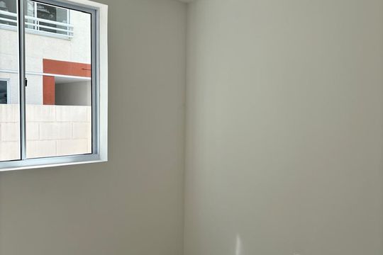 Quarto de apartamento à venda com 1 quarto, 48m² em Santa Cândida, Curitiba