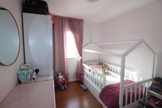Quarto 2 de apartamento para alugar com 2 quartos, 49m² em Jardim Casa Pintada, São Paulo