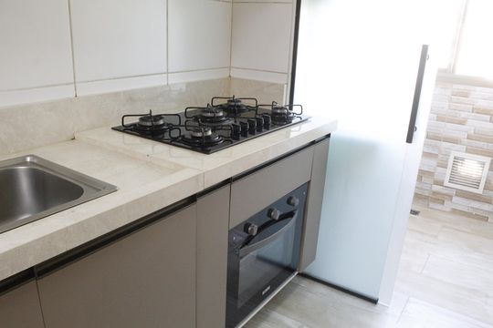 Cozinha de apartamento à venda com 3 quartos, 78m² em Barra da Tijuca, Rio de Janeiro