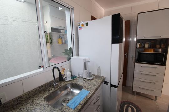 Cozinha de casa de condomínio à venda com 2 quartos, 60m² em Cidade Líder, São Paulo