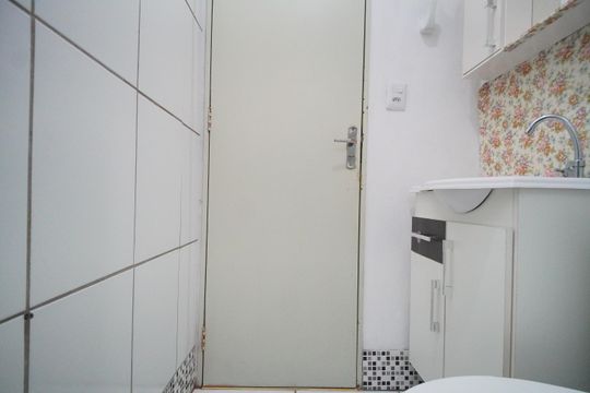 Banheiro de apartamento à venda com 3 quartos, 52m² em Canudos, Novo Hamburgo