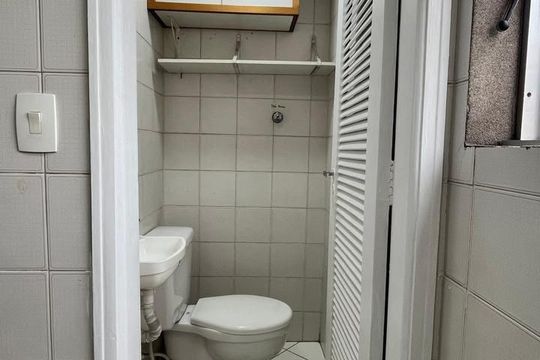 Banheiro de apartamento à venda com 2 quartos, 60m² em Vila Andrade, São Paulo