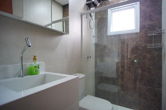 Banheiro Corredor de casa para alugar com 3 quartos, 96m² em Sarandi, Porto Alegre