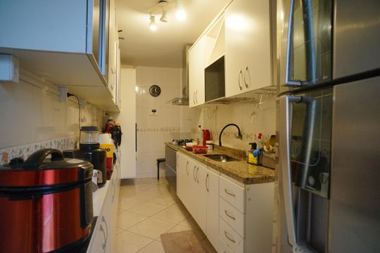 Cozinha de casa para alugar com 2 quartos, 60m² em São José de Imbassai, Maricá