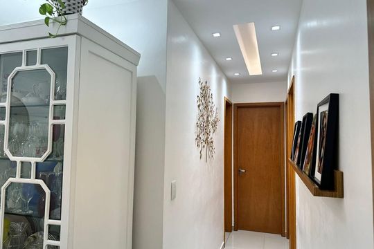 Corredor de apartamento para alugar com 3 quartos, 94m² em Centro, Nova Iguaçu