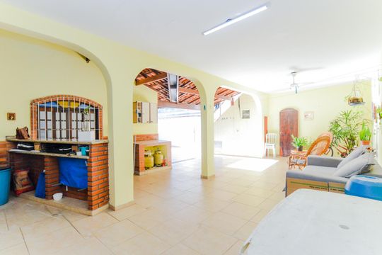 Quintal de casa à venda com 3 quartos, 250m² em Parque Continental Ii, Guarulhos