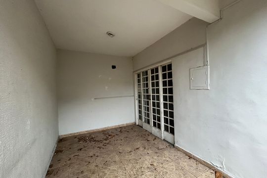Garagem de casa para alugar com 3 quartos, 180m² em Anchieta, Nilópolis