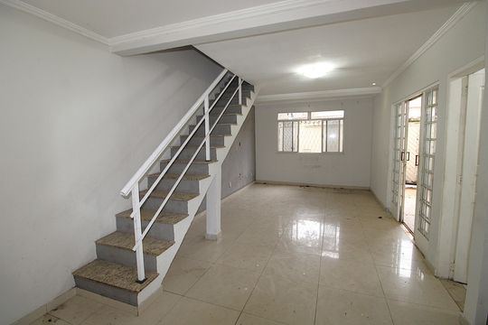 Casa para alugar com 3 quartos, 180m² em Anchieta, Nilópolis