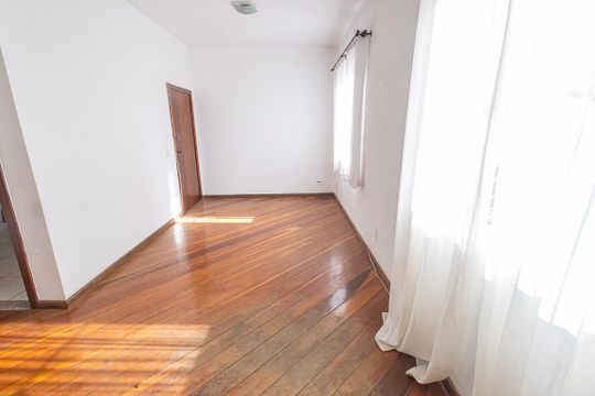Sala de apartamento para alugar com 4 quartos, 130m² em Santa Amelia, Belo Horizonte