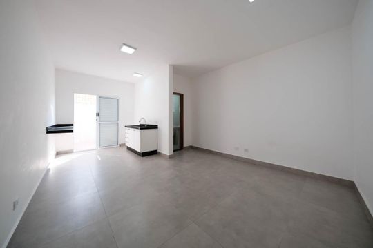 Kitnet/Studio para alugar com 1 quarto, 30m² em Vila Talarico, São Paulo