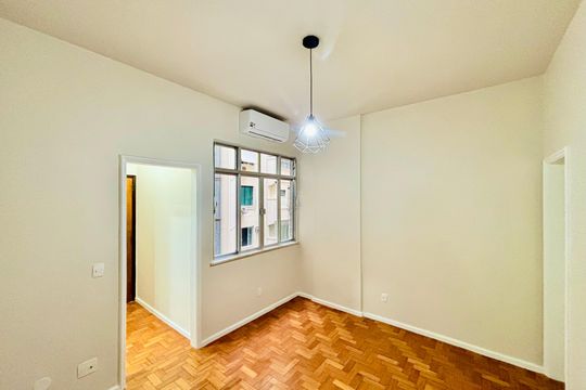 Apartamento para alugar com 2 quartos, 60m² em Copacabana, Rio de Janeiro