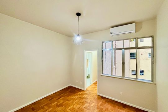 Apartamento para alugar com 2 quartos, 60m² em Copacabana, Rio de Janeiro