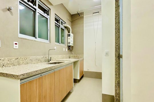 Apartamento para alugar com 2 quartos, 60m² em Copacabana, Rio de Janeiro