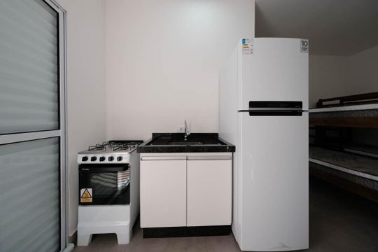 Kitnet de kitnet/studio para alugar com 1 quarto, 30m² em Vila Talarico, São Paulo