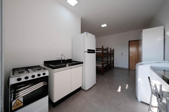 Kitnet de kitnet/studio para alugar com 1 quarto, 30m² em Vila Talarico, São Paulo