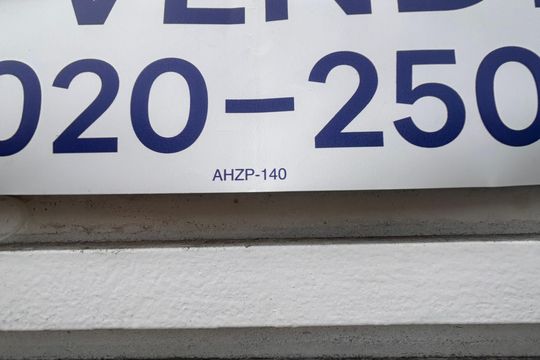 Placa código  de casa à venda com 3 quartos, 165m² em Jardim Cidalia, São Paulo