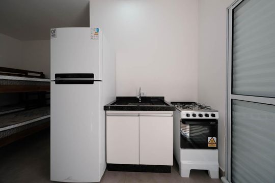 Kitnet de kitnet/studio para alugar com 1 quarto, 30m² em Vila Talarico, São Paulo