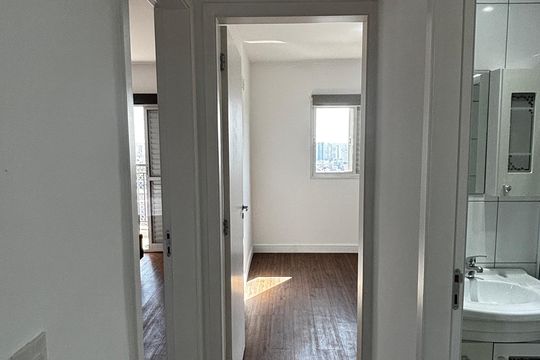 Corredor de apartamento para alugar com 2 quartos, 67m² em Vila Valparaíso, Santo André