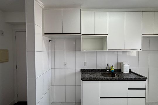 Cozinha de apartamento para alugar com 2 quartos, 67m² em Vila Valparaíso, Santo André