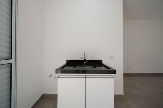 Kitnet de kitnet/studio para alugar com 1 quarto, 30m² em Vila Talarico, São Paulo