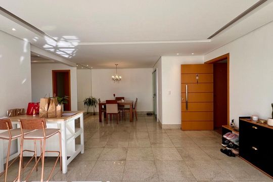 Sala de apartamento à venda com 4 quartos, 293m² em Santo Antônio, Belo Horizonte