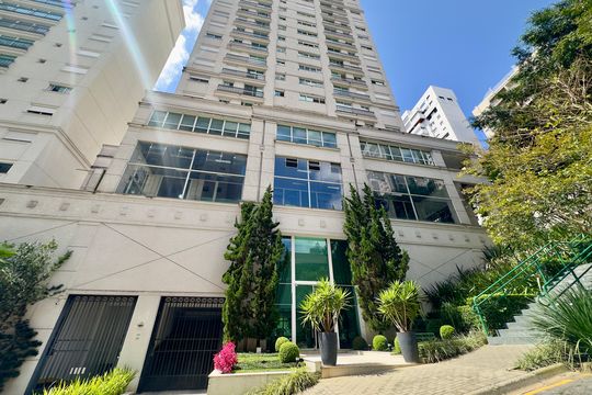 Fachada de apartamento à venda com 2 quartos, 86m² em Bigorrilho, Curitiba