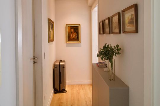 Corredor de apartamento à venda com 2 quartos, 86m² em Bigorrilho, Curitiba