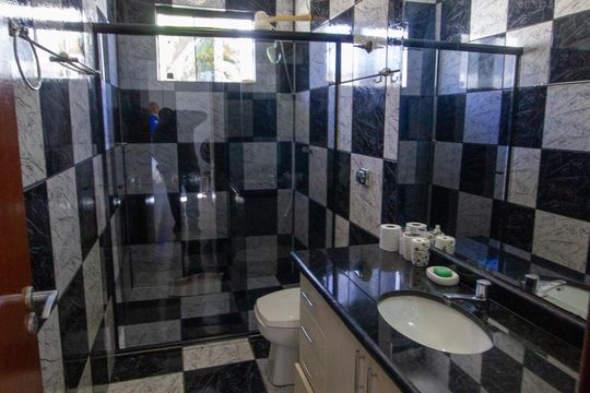 Casa de Condomínio à venda com 4 quartos, 450m² em Setor Habitacional Vicente Pires, Brasília