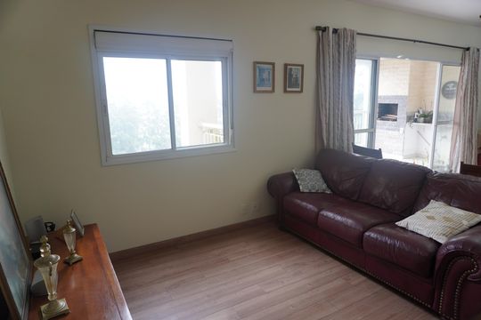 Sala de apartamento à venda com 3 quartos, 132m² em Tamboré, Santana de Parnaíba