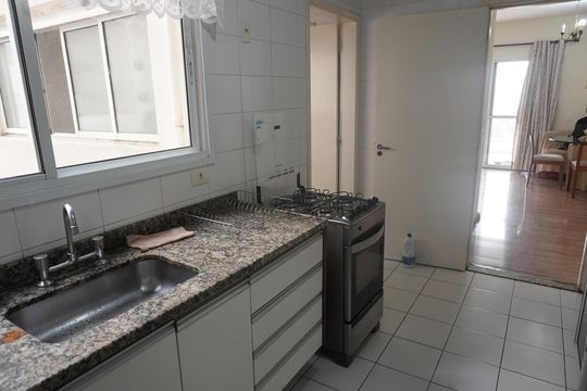Cozinha de apartamento à venda com 3 quartos, 132m² em Tamboré, Santana de Parnaíba